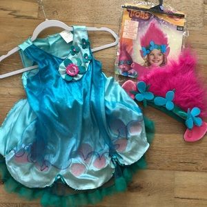 Trolls Poppy costume - dress & headpiece